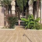 Argisht Luxury Apartamento *