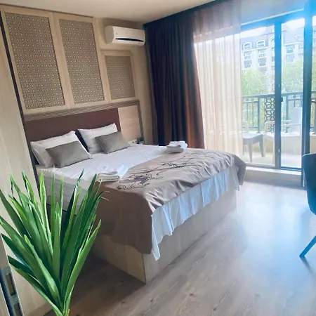 Argisht Luxury גולדן סנדס